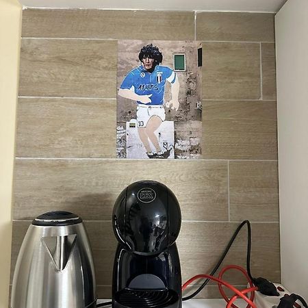 Napoli Centro - La Casa Di Sasa Bed & Breakfast ภายนอก รูปภาพ